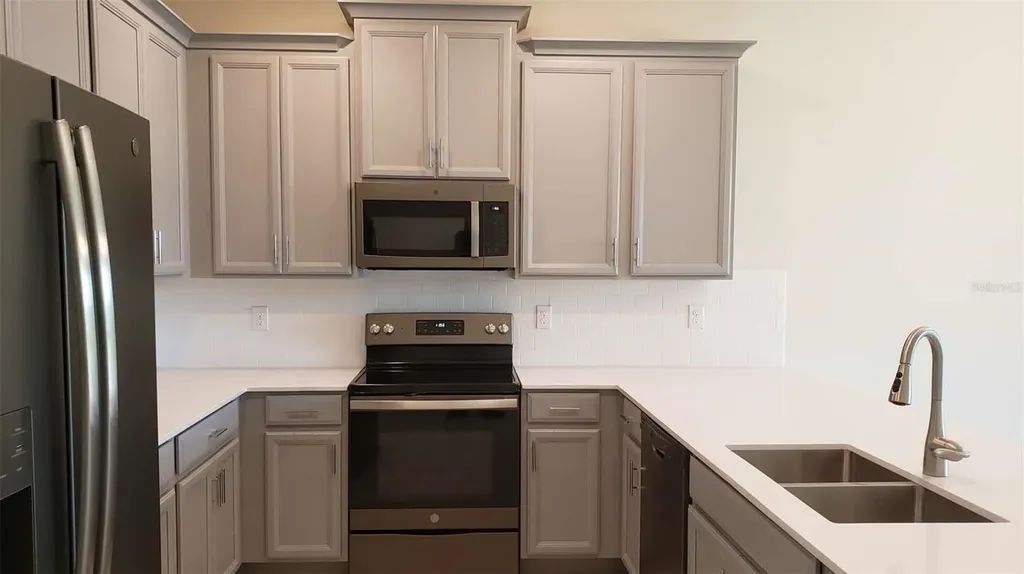 727 Ocean Course Avenue Davenport FL 33896