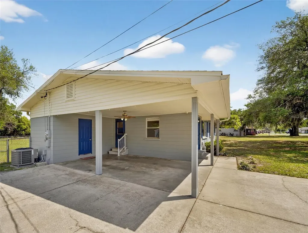 2015 Sandford Road Lakeland FL 33801