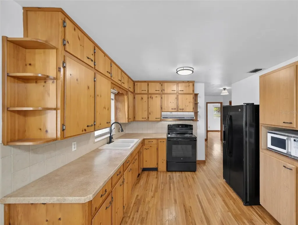 2015 Sandford Road Lakeland FL 33801