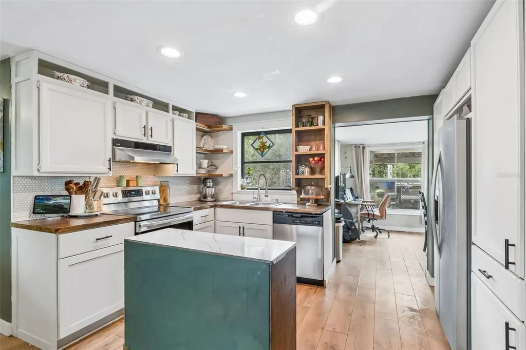 5329 Forest Hills Drive Holiday FL 34690