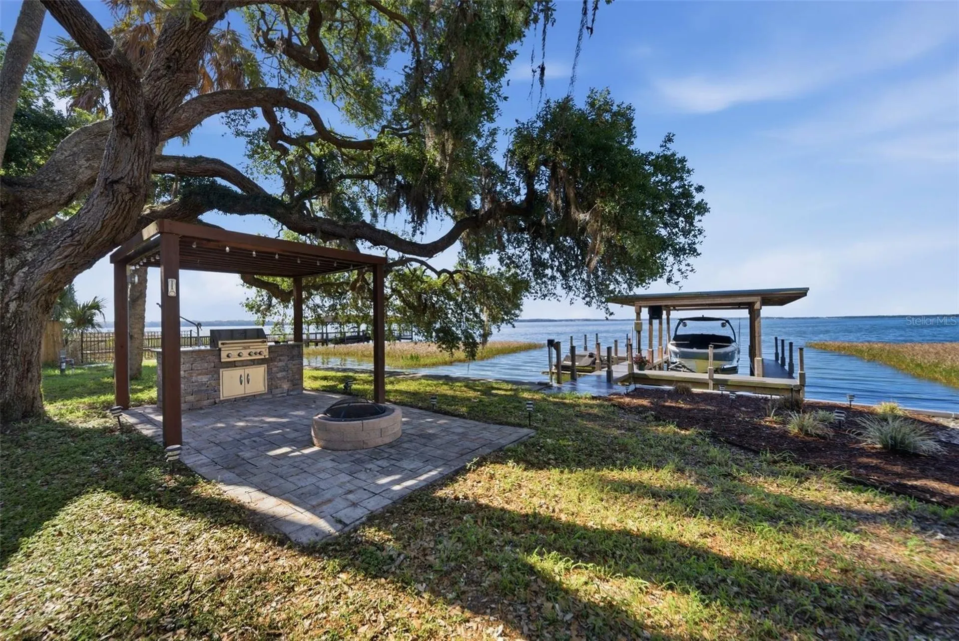 7250 Treasure Island Road Leesburg FL 34788