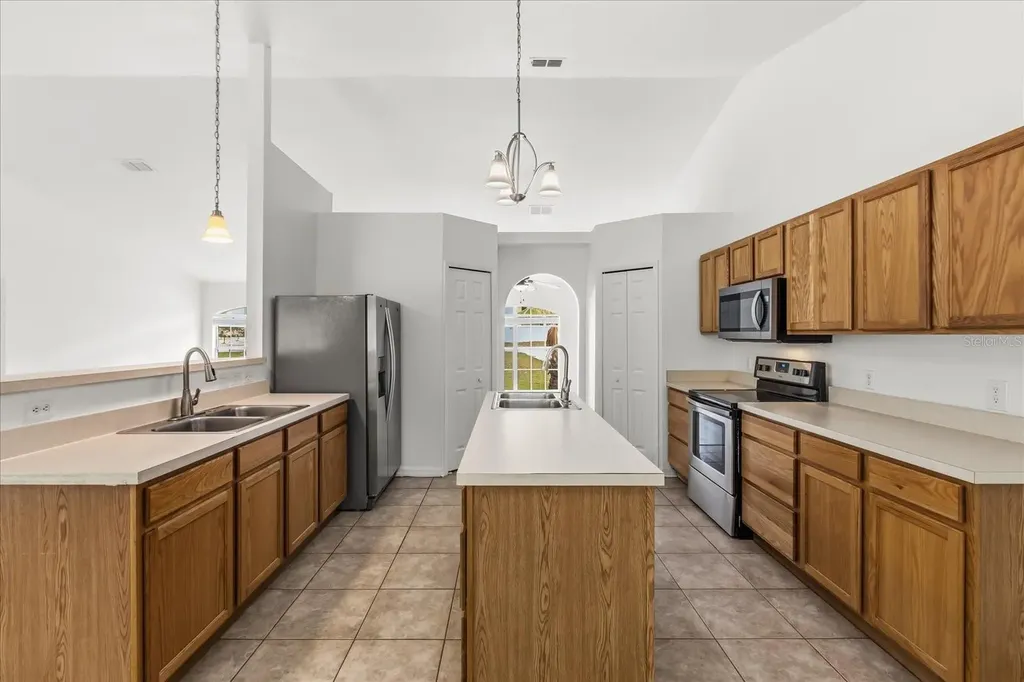 1500 Daybreak Drive Fruitland Park FL 34731