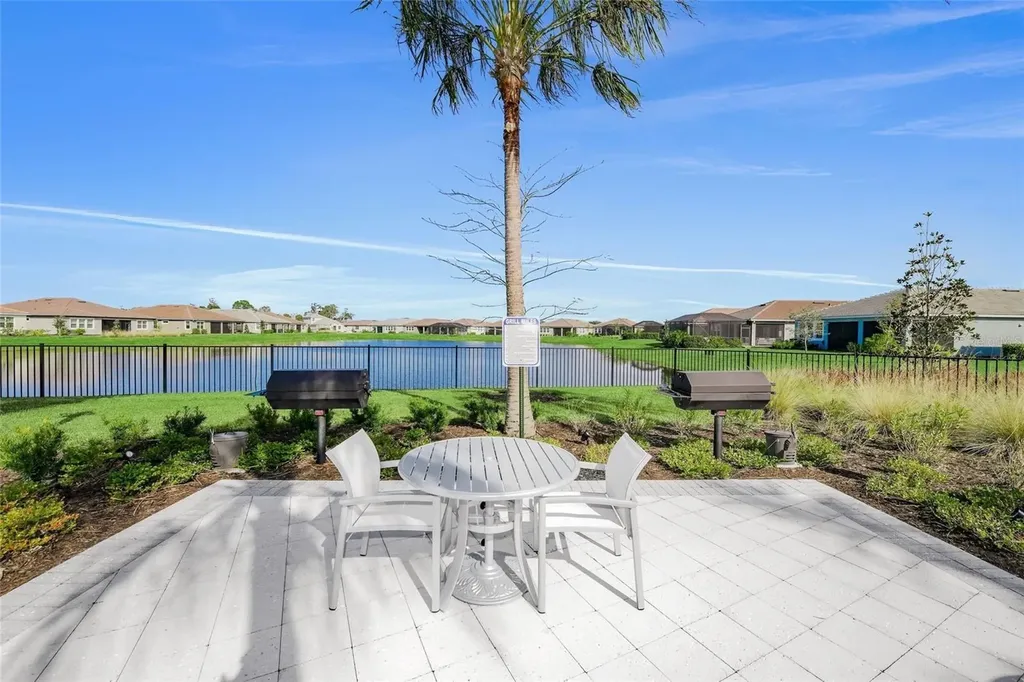 8600 Sundance Loop Sarasota FL 34238