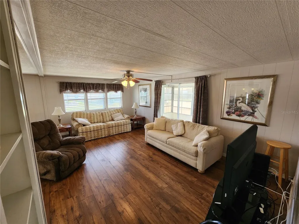 808 53rd Avenue E Bradenton FL 34203