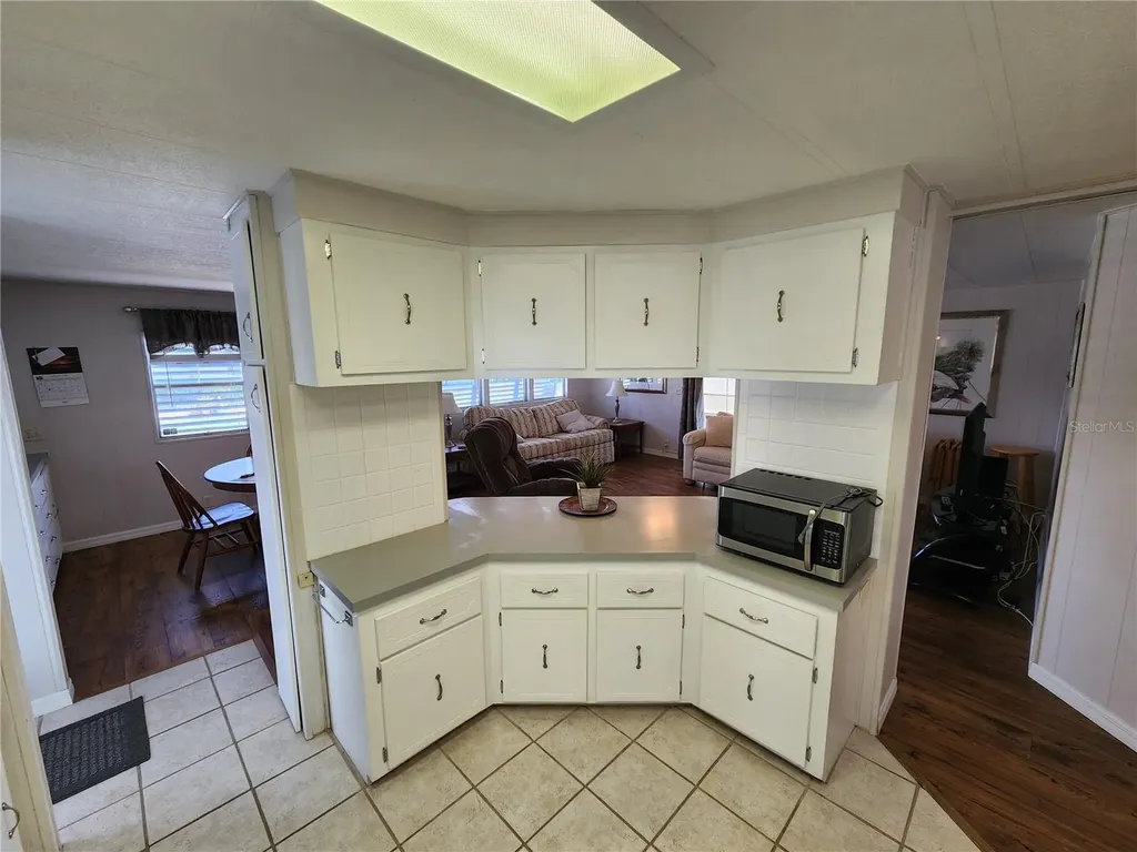 808 53rd Avenue E Bradenton FL 34203