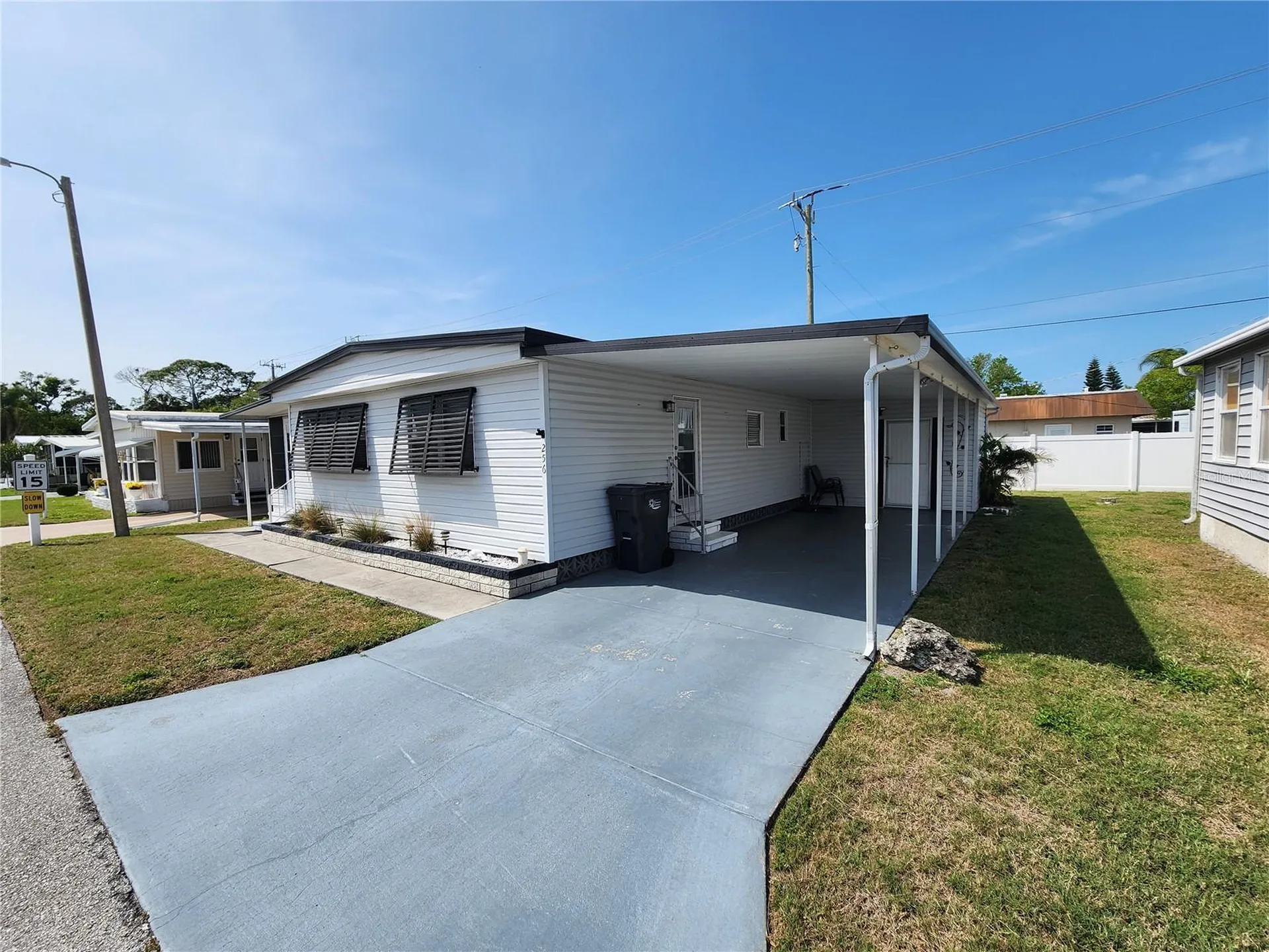 808 53rd Avenue E Bradenton FL 34203