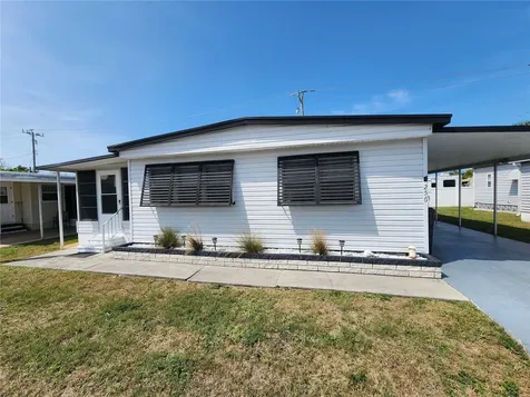 808 53rd Avenue E Bradenton FL 34203