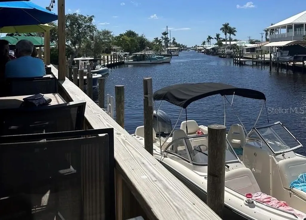 4159 Sunshine Boulevard St James City FL 33956