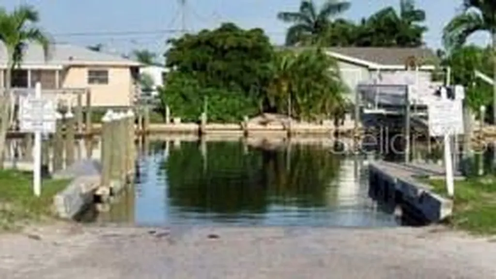 4159 Sunshine Boulevard St James City FL 33956