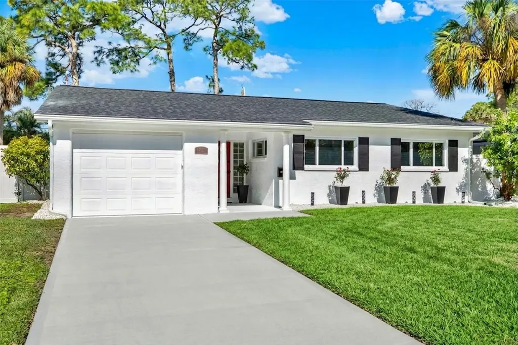 4510 NE Helena Street NE St Petersburg FL 33703