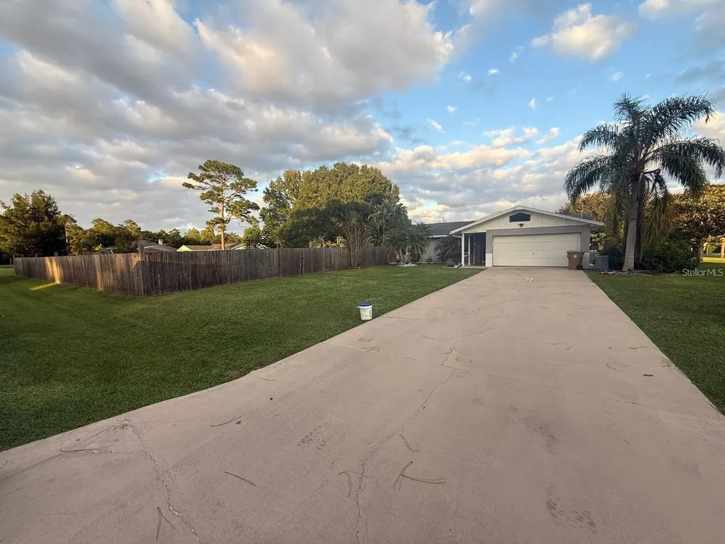 2201 Hickory Wood Court St Cloud FL 34772