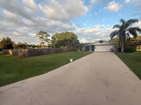 2201 Hickory Wood Court St Cloud FL 34772