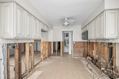11566 47th Avenue N St Petersburg FL 33708