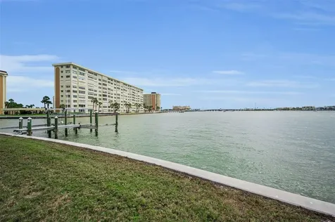 11566 47th Avenue N St Petersburg FL 33708