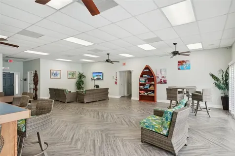 10800 Us Highway 19 N Pinellas Park FL 33782