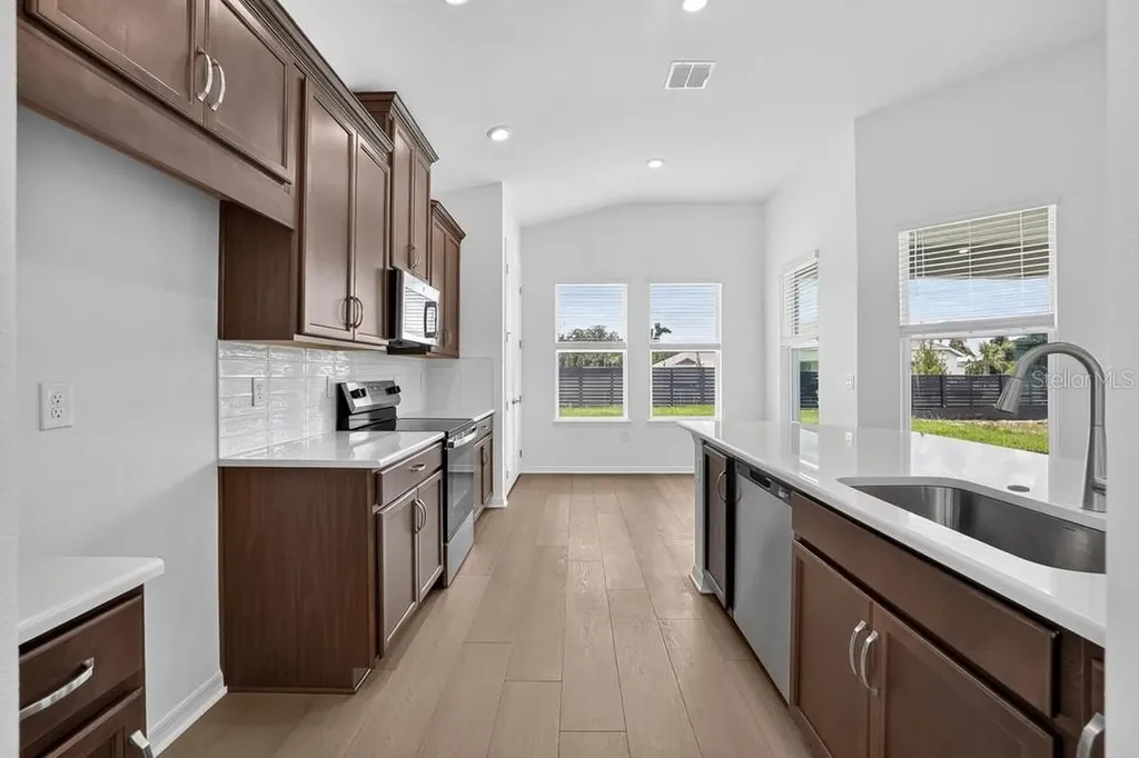 3021 Parapet Terrace Place Plant City FL 33565