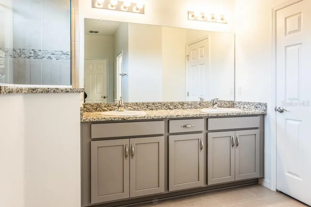 10 Fischer Lane Palm Coast FL 32137