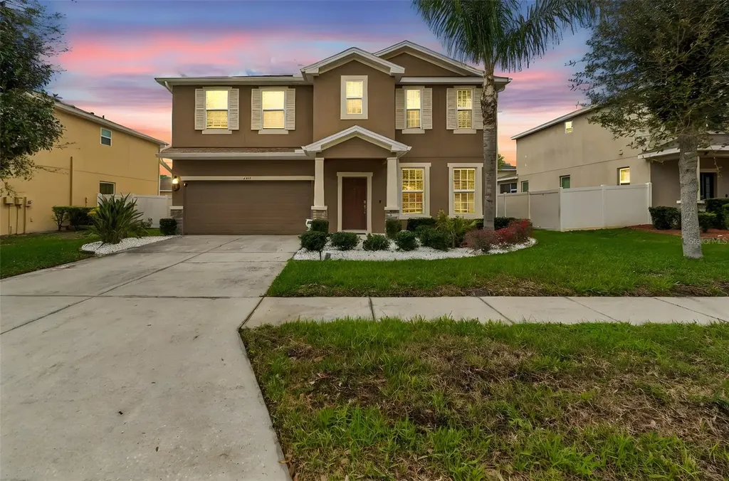 6105 Merrifield Drive Zephyrhills FL 33541