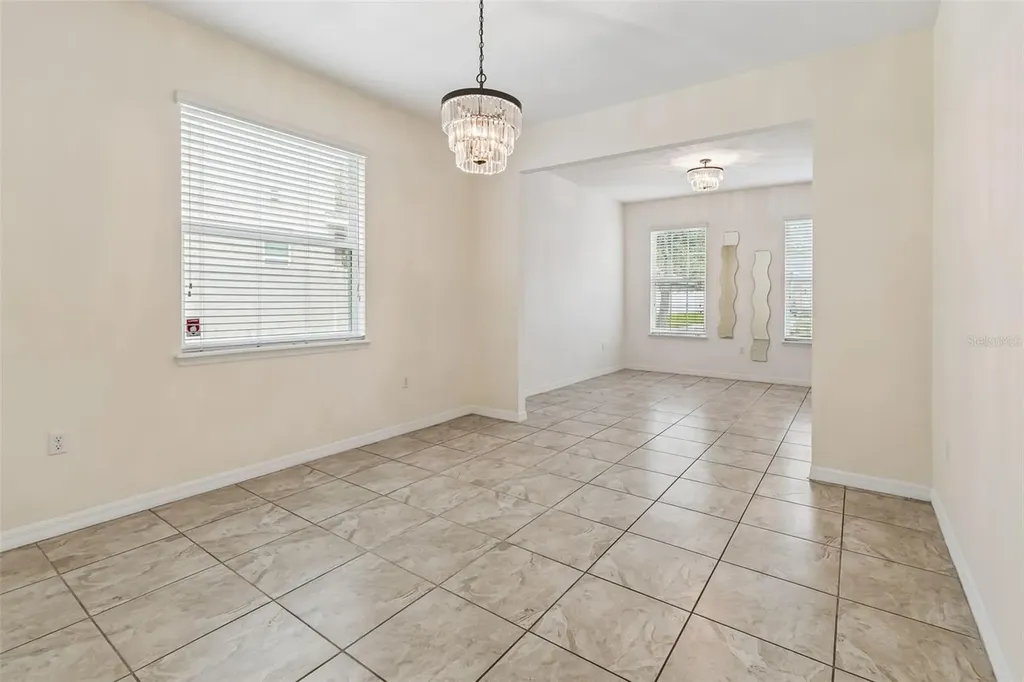 6105 Merrifield Drive Zephyrhills FL 33541