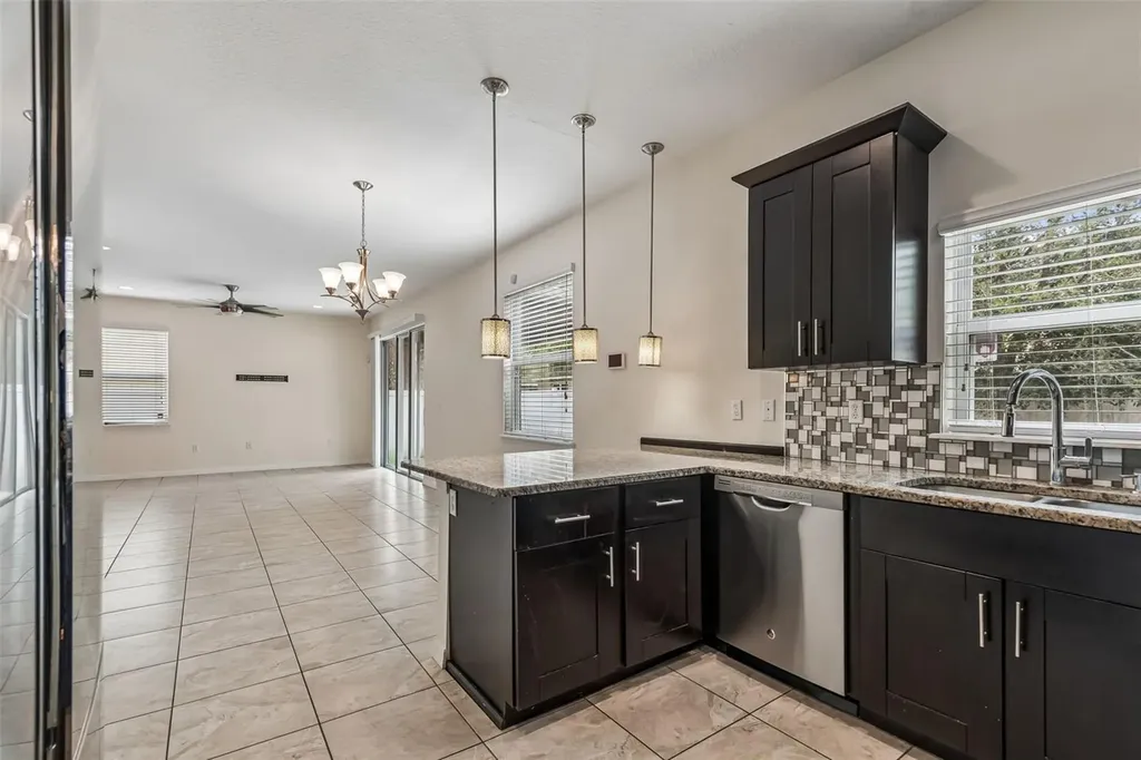 6105 Merrifield Drive Zephyrhills FL 33541