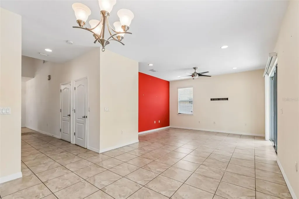 6105 Merrifield Drive Zephyrhills FL 33541