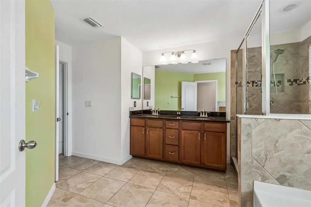 6105 Merrifield Drive Zephyrhills FL 33541