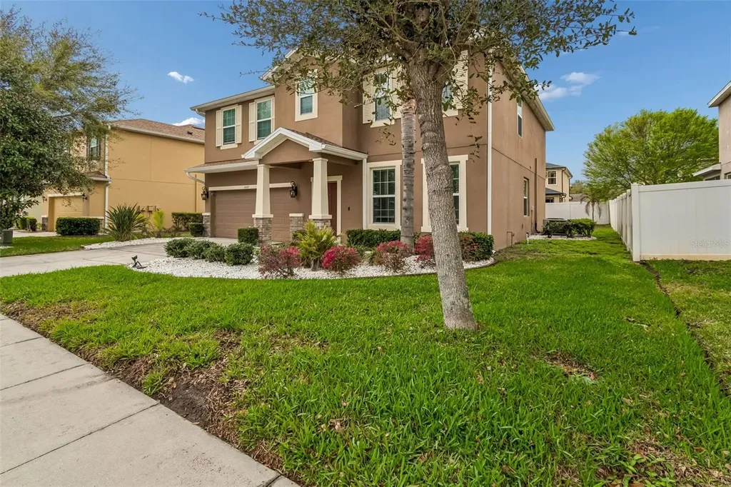 6105 Merrifield Drive Zephyrhills FL 33541