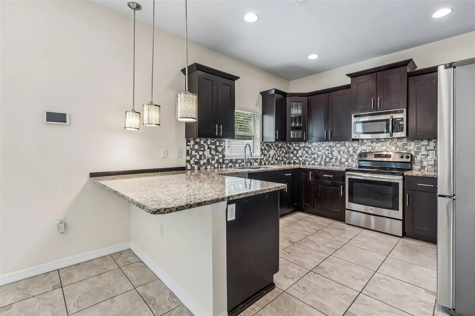 6105 Merrifield Drive Zephyrhills FL 33541