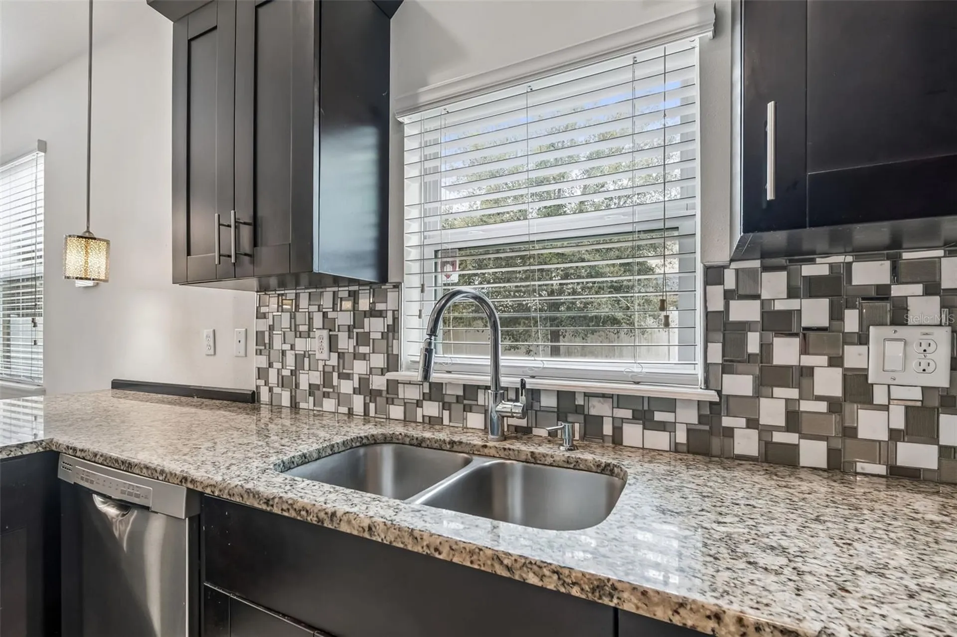 6105 Merrifield Drive Zephyrhills FL 33541