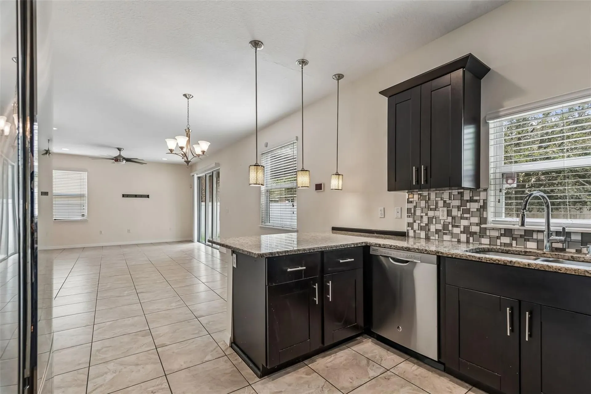 6105 Merrifield Drive Zephyrhills FL 33541