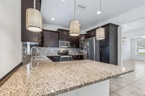 6105 Merrifield Drive Zephyrhills FL 33541