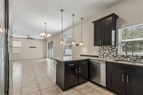 6105 Merrifield Drive Zephyrhills FL 33541