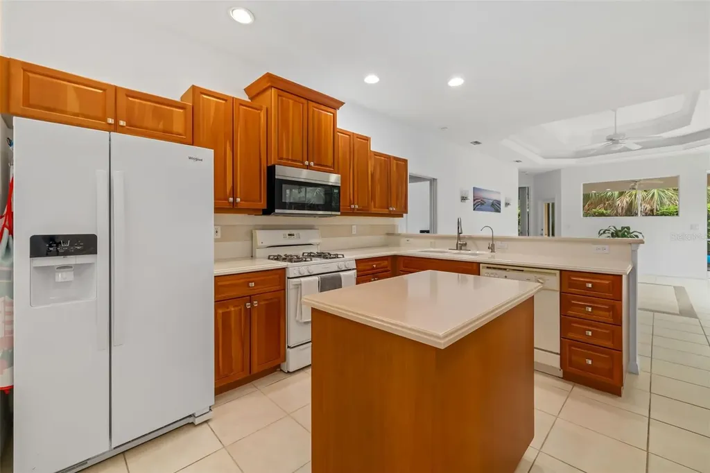 7418 Monte Verde Sarasota FL 34238