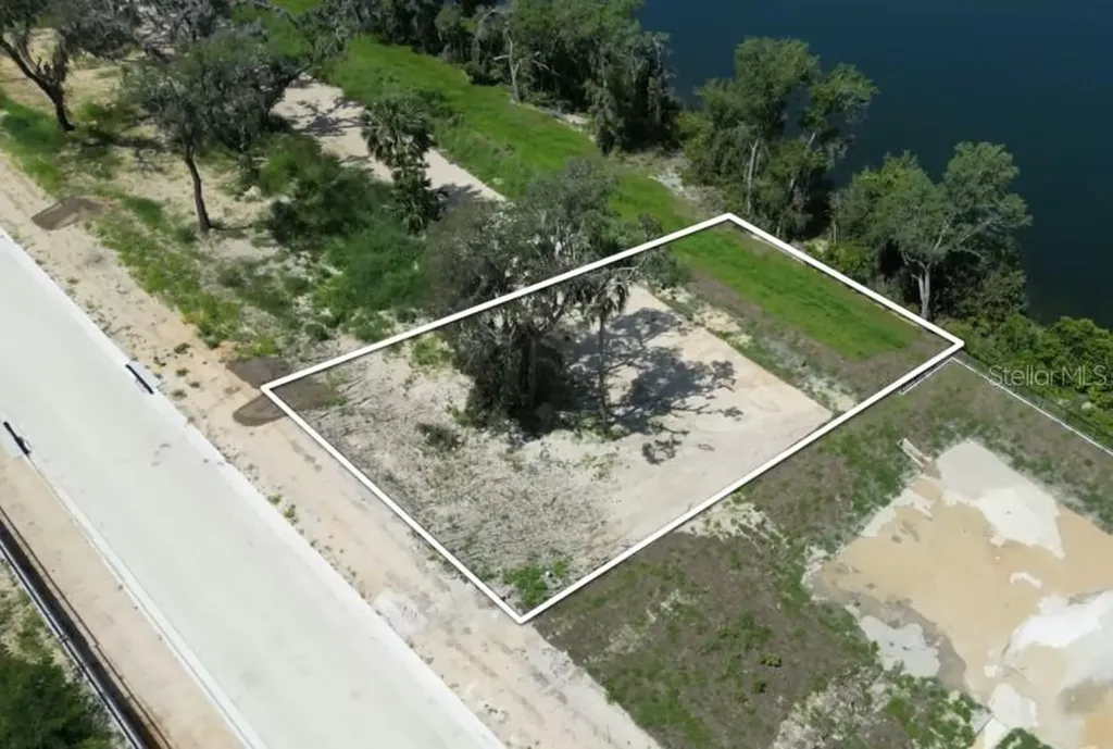 177 Tranquil Mirror Lake Court Clermont FL 34711