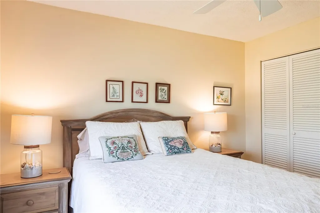 1531 Clower Creek Drive Sarasota FL 34231