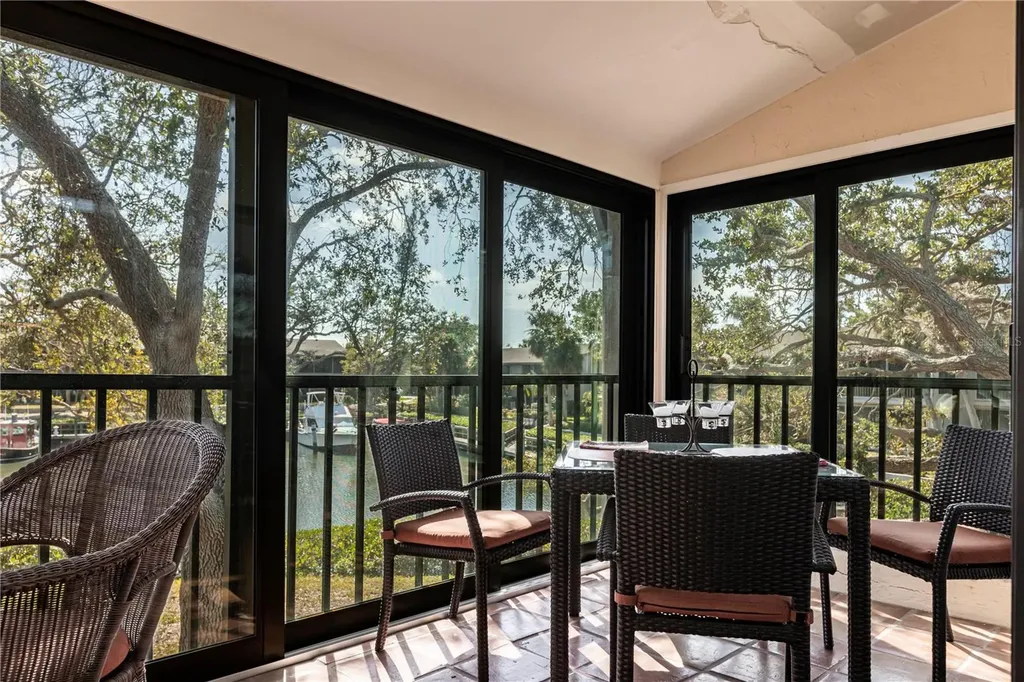 1531 Clower Creek Drive Sarasota FL 34231