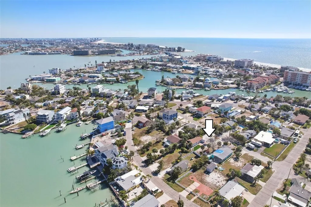 13135 4th Street E Madeira Beach FL 33708