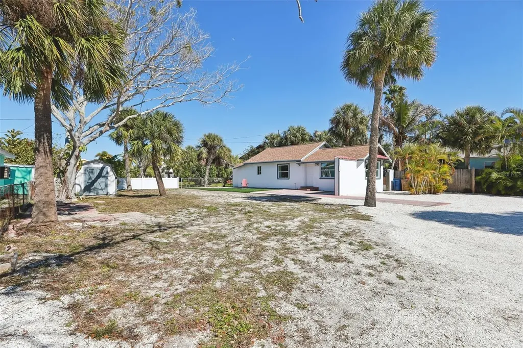 13135 4th Street E Madeira Beach FL 33708