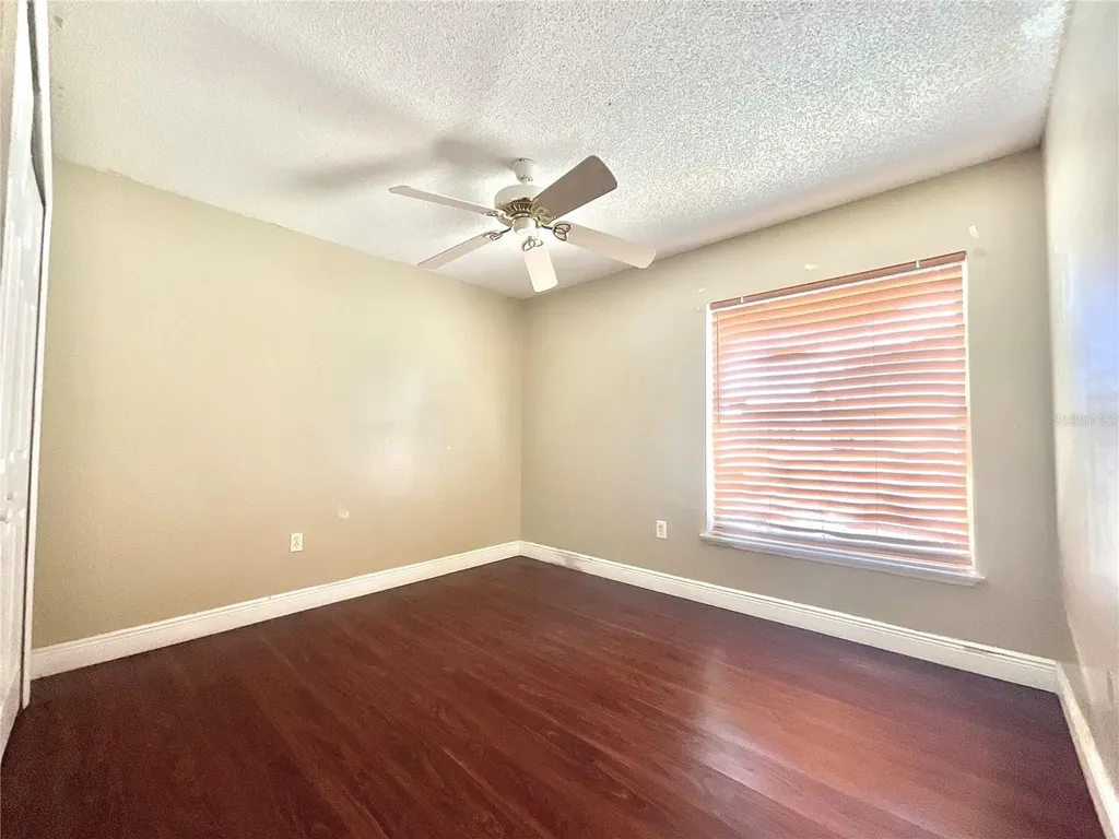 352 Clermont Drive Kissimmee FL 34759