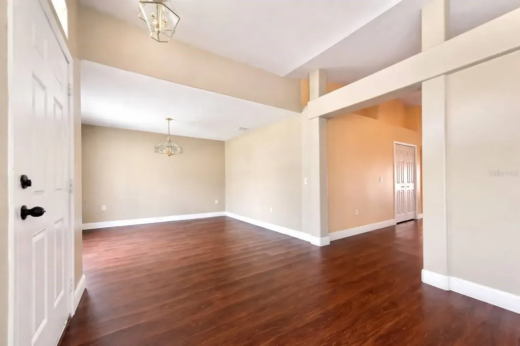 352 Clermont Drive Kissimmee FL 34759