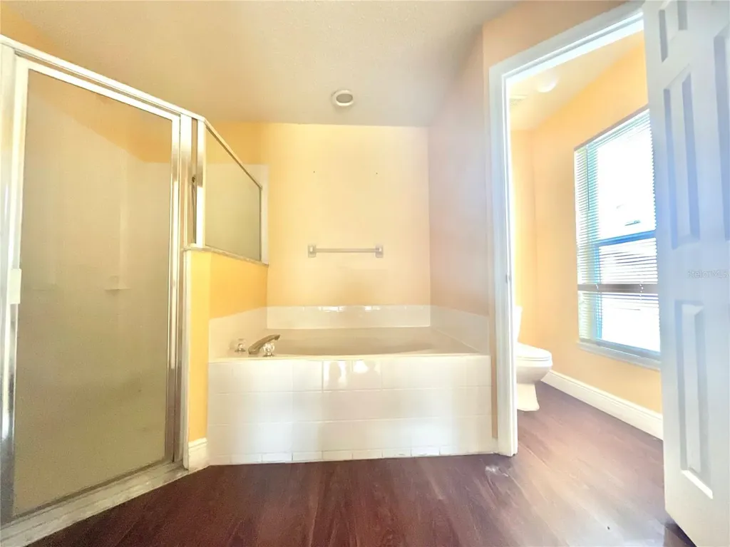 352 Clermont Drive Kissimmee FL 34759