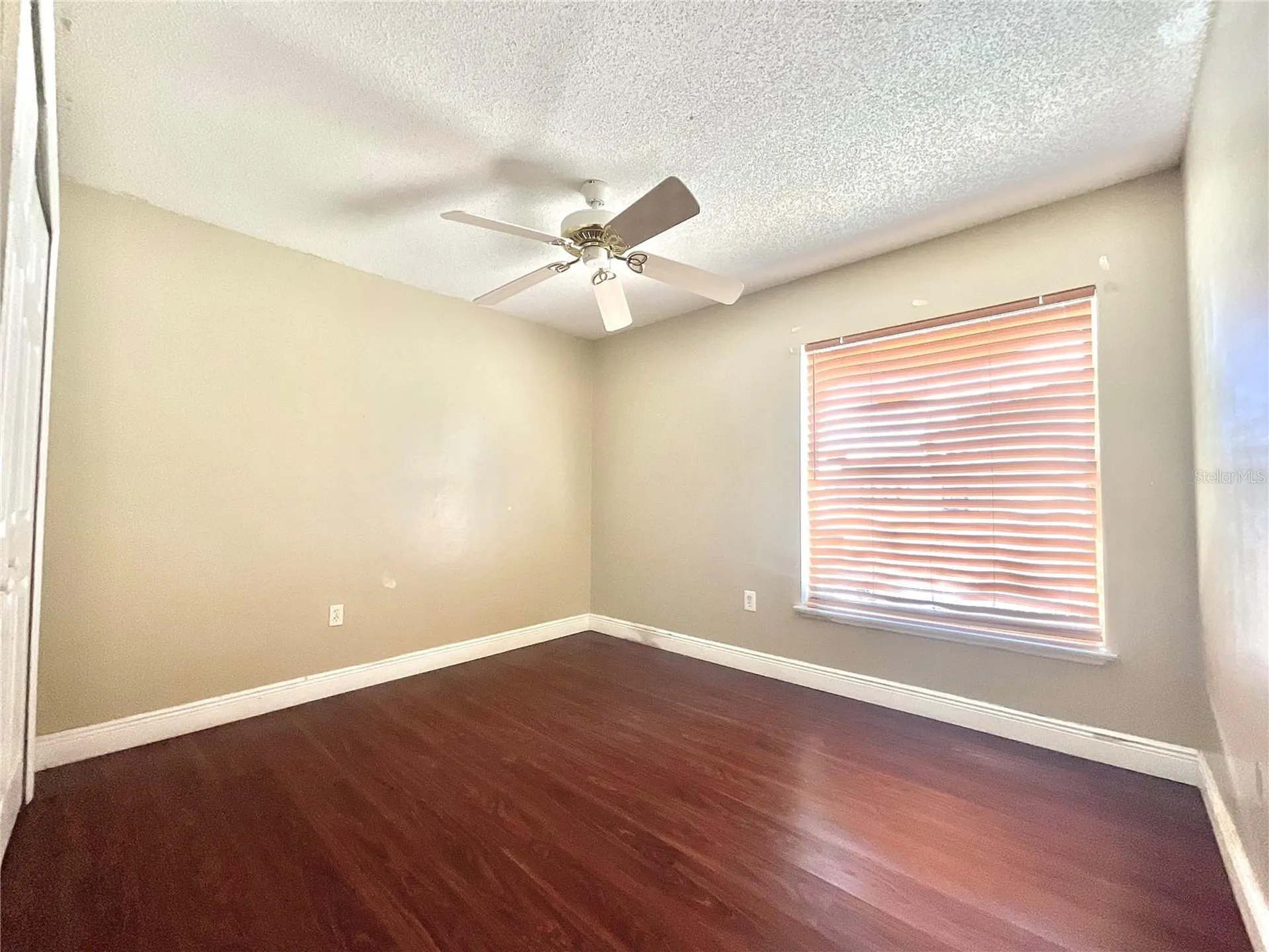 352 Clermont Drive Kissimmee FL 34759