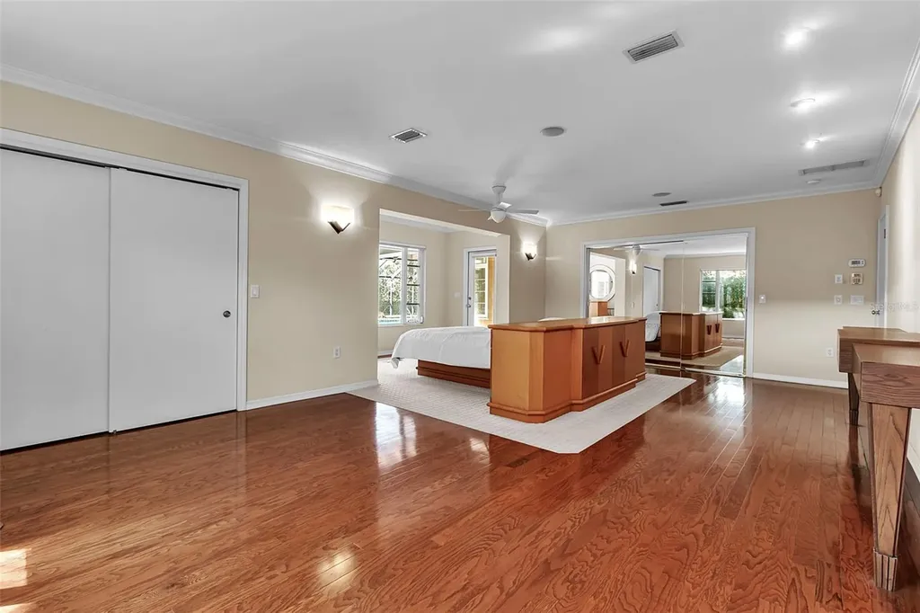 1714 South Drive Sarasota FL 34239