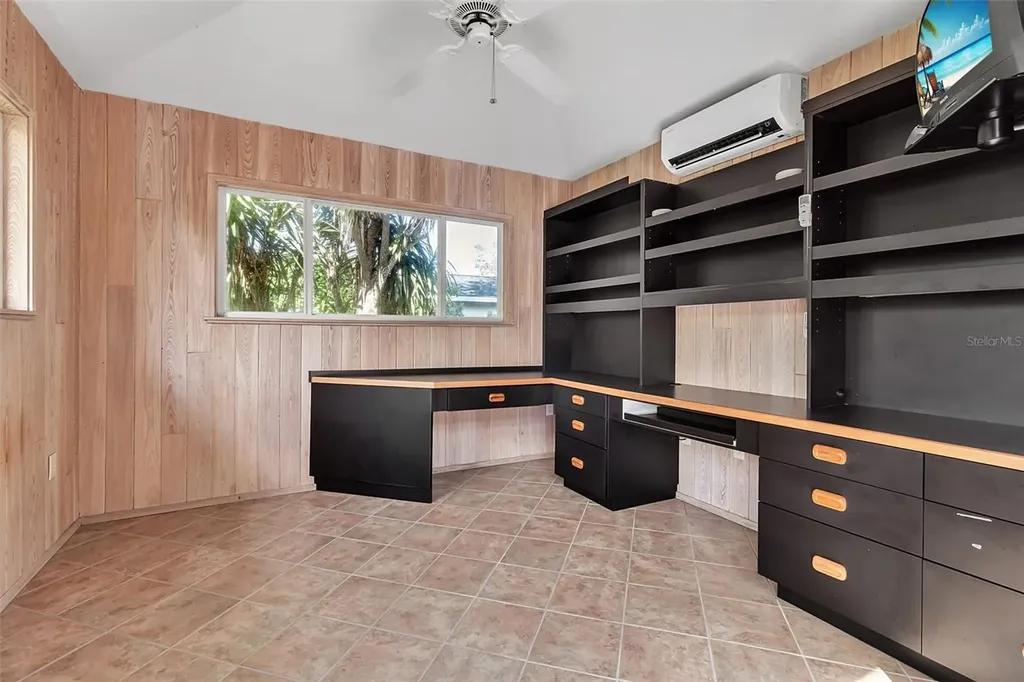 1714 South Drive Sarasota FL 34239