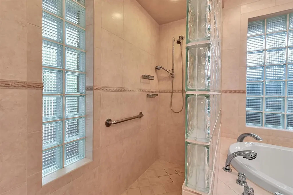 1714 South Drive Sarasota FL 34239