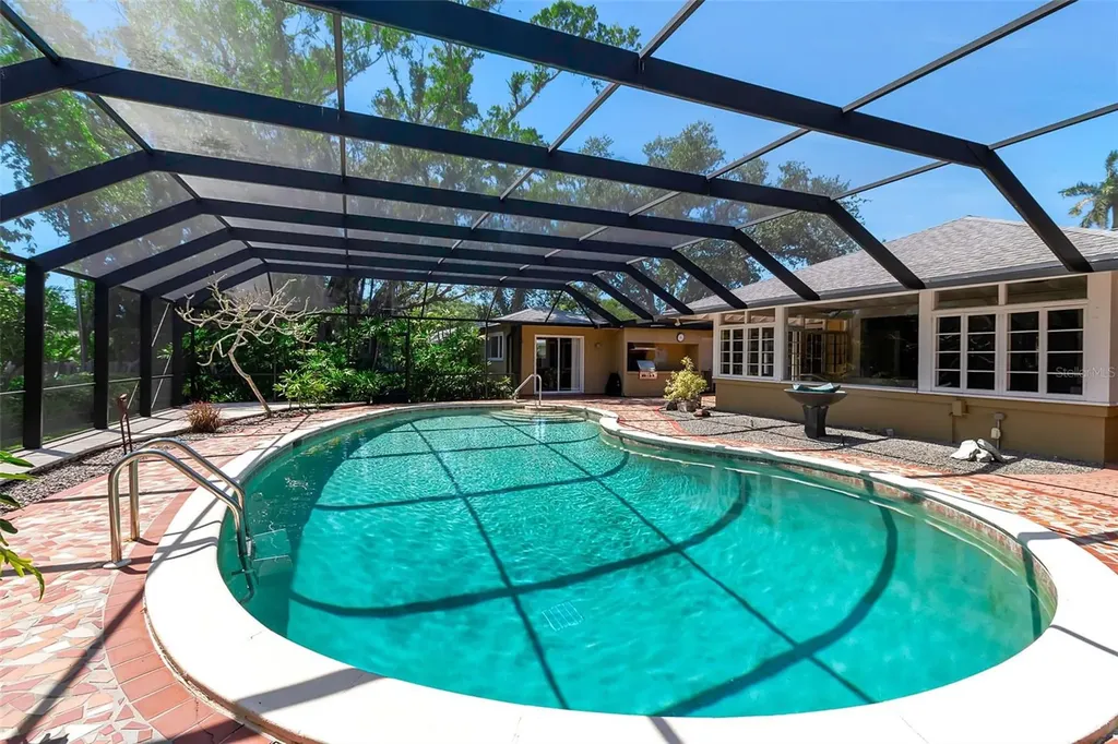 1714 South Drive Sarasota FL 34239