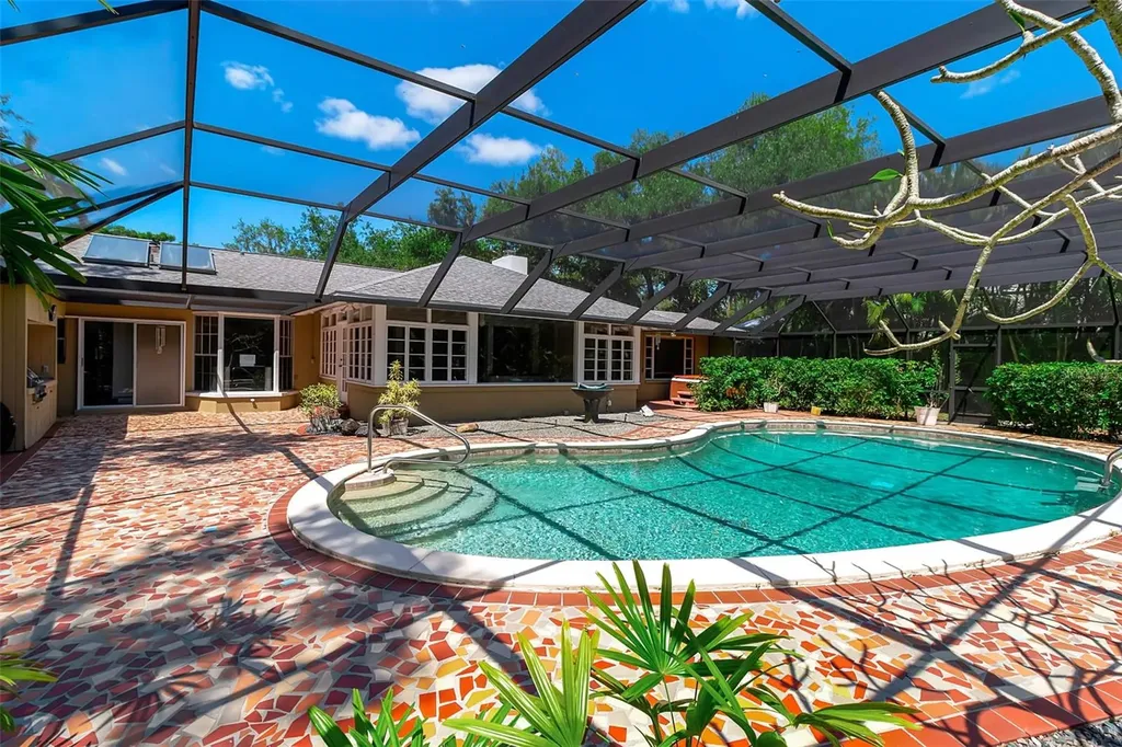 1714 South Drive Sarasota FL 34239
