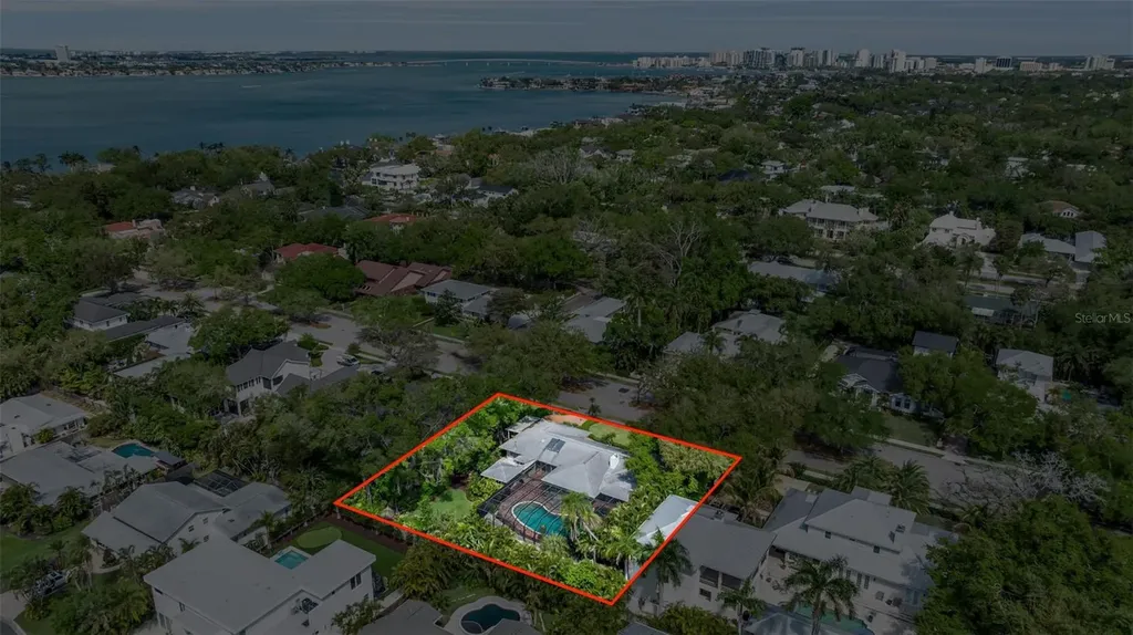 1714 South Drive Sarasota FL 34239