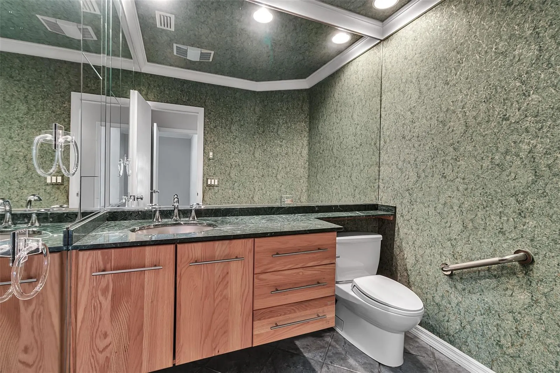 1714 South Drive Sarasota FL 34239