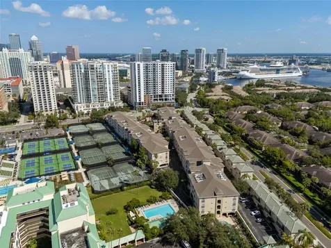 501 Knights Run Avenue Tampa FL 33602